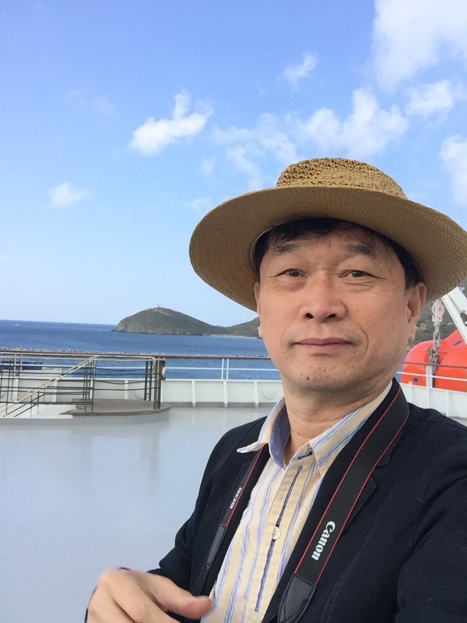 理  事 曾 煥 澤